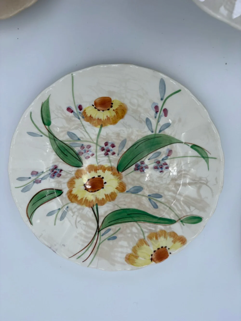 Vintage Southern Potteries Blue Ridge Hand-Painted Yellow Floral Bowl and Plates - Picture 10 of 14